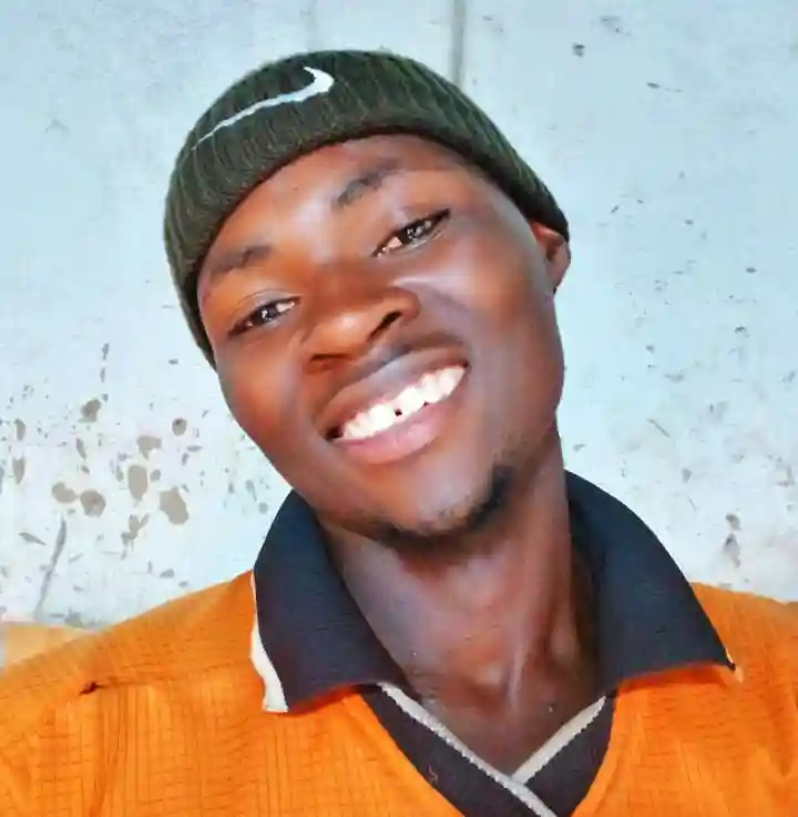 Eliastonics De-Junior profile photo